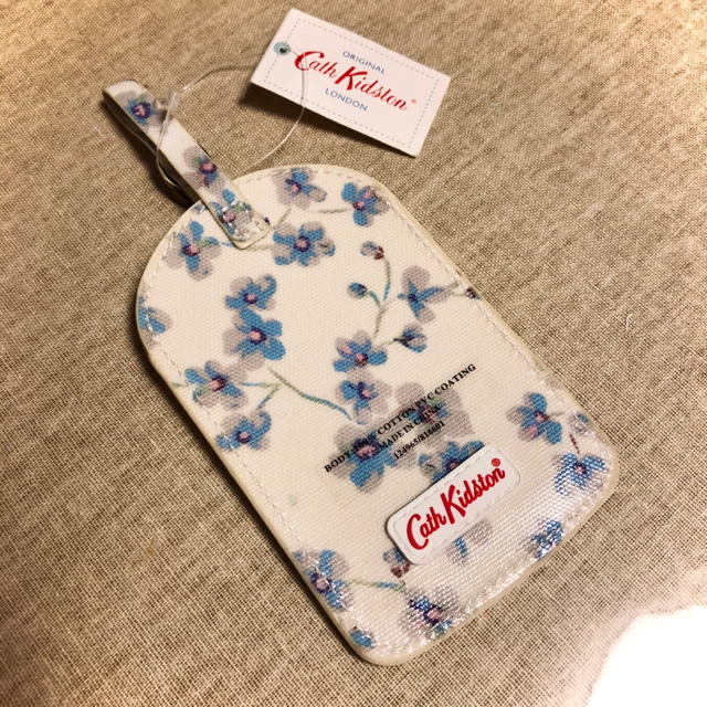 Cath Kidston(キャスキッドソン)のラゲッジタグ  レディースのファッション小物(名刺入れ/定期入れ)の商品写真