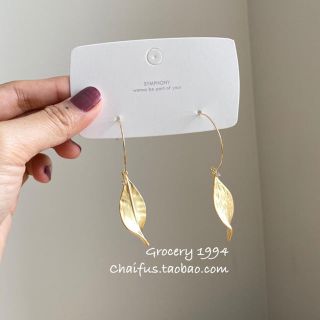 アングリッド(Ungrid)の#19予約商品　葉っぱ　ピアス　インポート (ピアス)