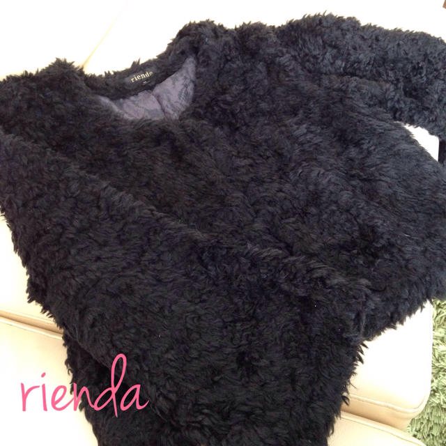 rienda(リエンダ)のrienda♡ファーショートジャケット♡ レディースのジャケット/アウター(毛皮/ファーコート)の商品写真