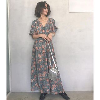 アメリヴィンテージ(Ameri VINTAGE)のCHARLOTTE ARCHAIC DRESS(ロングワンピース/マキシワンピース)