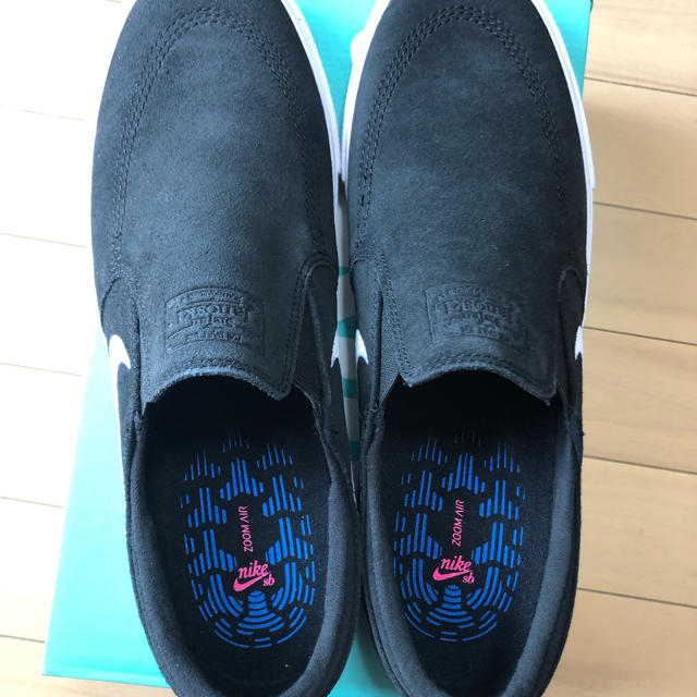 NIKE(ナイキ)の★ナイキSB Janoski★ブラックスウェードスリッポン 29cm メンズの靴/シューズ(スニーカー)の商品写真