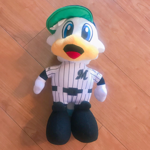 千葉ロッテマリーンズ(チバロッテマリーンズ)の千葉ロッテマリーンズ　マーくんぬいぐるみ スポーツ/アウトドアの野球(応援グッズ)の商品写真