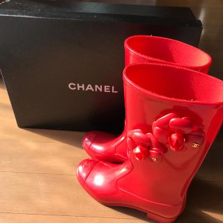 シャネル(CHANEL)のシャネル　レインブーツ　赤(レインブーツ/長靴)