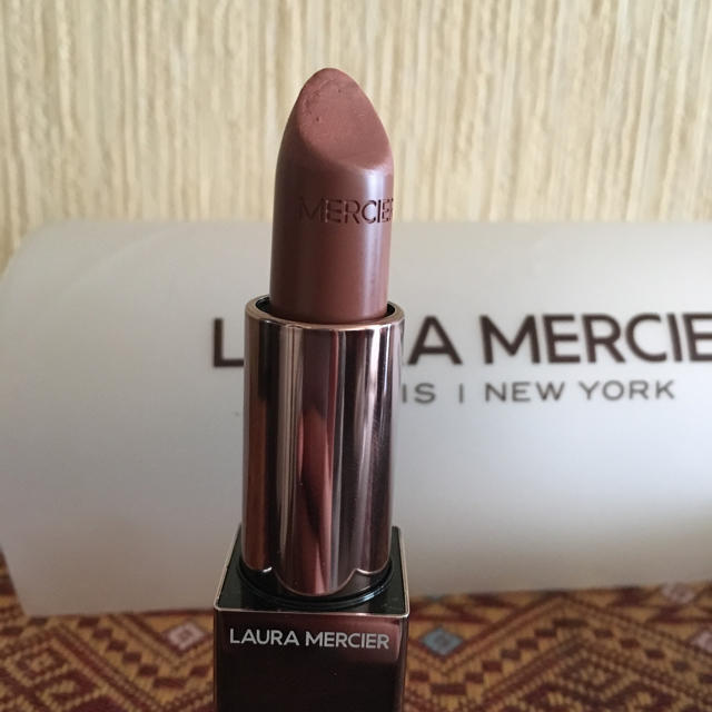 laura mercier(ローラメルシエ)のローラメルシエ    リップ  05  ブランナチュレル   コスメ/美容のベースメイク/化粧品(口紅)の商品写真