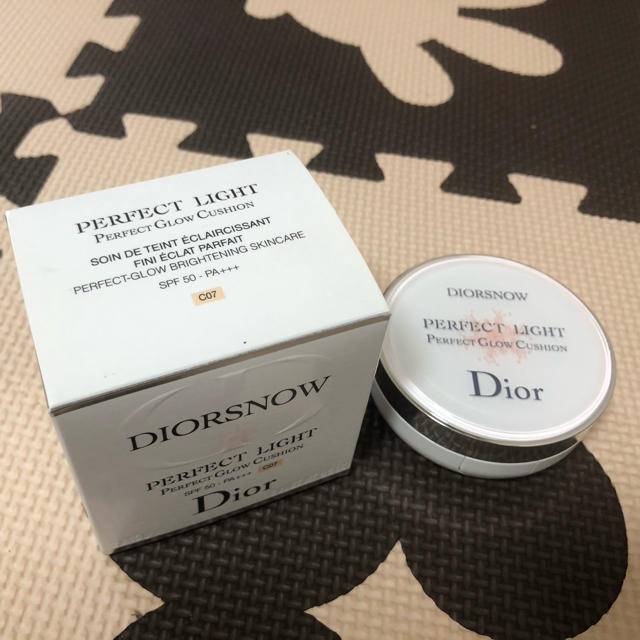 Dior(ディオール)のDiorスノークッションファンデーション コスメ/美容のベースメイク/化粧品(ファンデーション)の商品写真