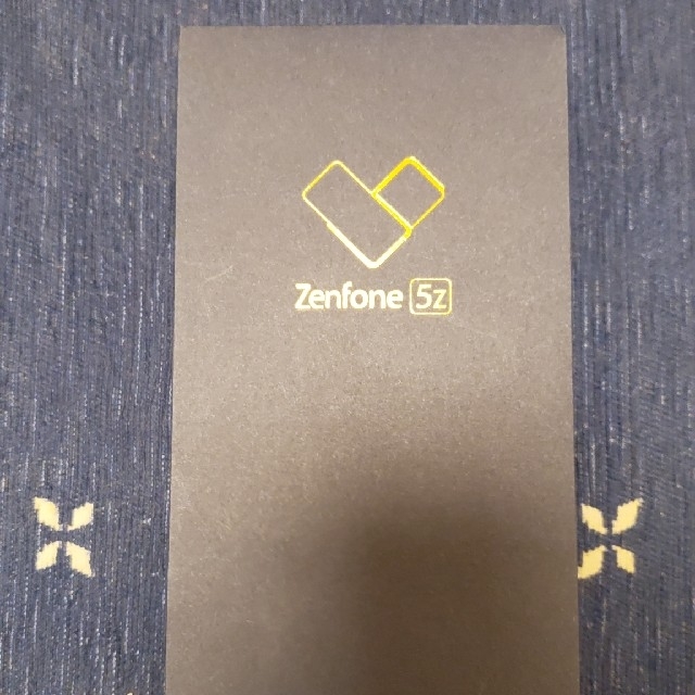 Zenfone5z シルバー