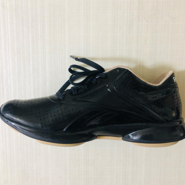 ☆新品 Reebok イージートーン ブラック 23.0 2