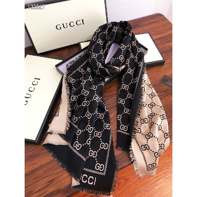 Gucci - gucciマフラー/ショールの通販 by id:qq912299952を追加してください。