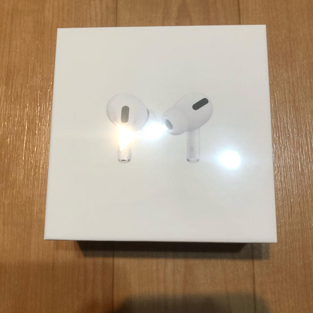 新品未開封　Air Pods Pro  MWP22J/A 本日発送可能！ヘッドフォン/イヤフォン