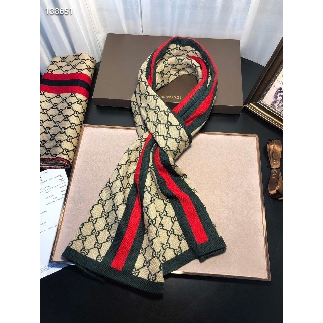 Gucci - gucciマフラー/ショール🌟8000円🌟の通販 by id:qq912299952を追加してください。