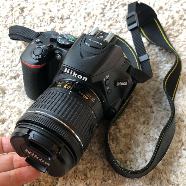 商談中　Nikon D5600 18-55 VR kitカメラバッグ