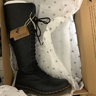 ドクターマーチン(Dr.Martens)の最終お値下げ　Dr.Martens 1B60 20ホール　Virginia(ブーツ)