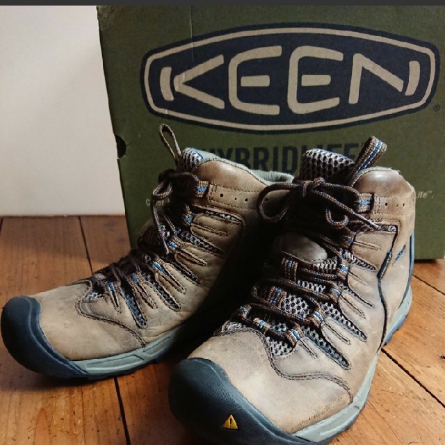 KEEN(キーン)のKEEN キーン トレッキング ブーツ シューズ 防水透湿 スポーツ/アウトドアのアウトドア(登山用品)の商品写真