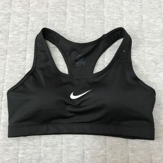 ナイキ(NIKE)のNIKE  スポーツブラ　インナー　スポーツウェア　レディース(トレーニング用品)