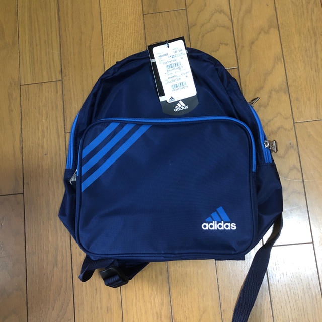 adidas(アディダス)のアディダスのリュック キッズ/ベビー/マタニティのこども用バッグ(リュックサック)の商品写真