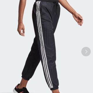 アディダス(adidas)のアディダス  トラックスパンツ　お取り置き商品(カジュアルパンツ)