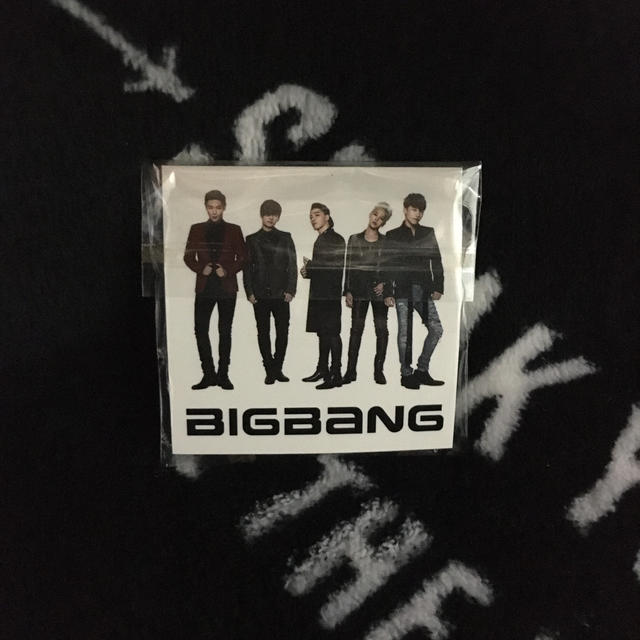 Bigbang Bigbang ロゴ缶バッジの通販 By Sugar S Shop ビッグバンならラクマ