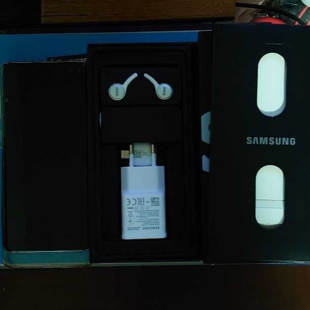 Galaxy S10＋ Prism White 128 GB SIMフリー