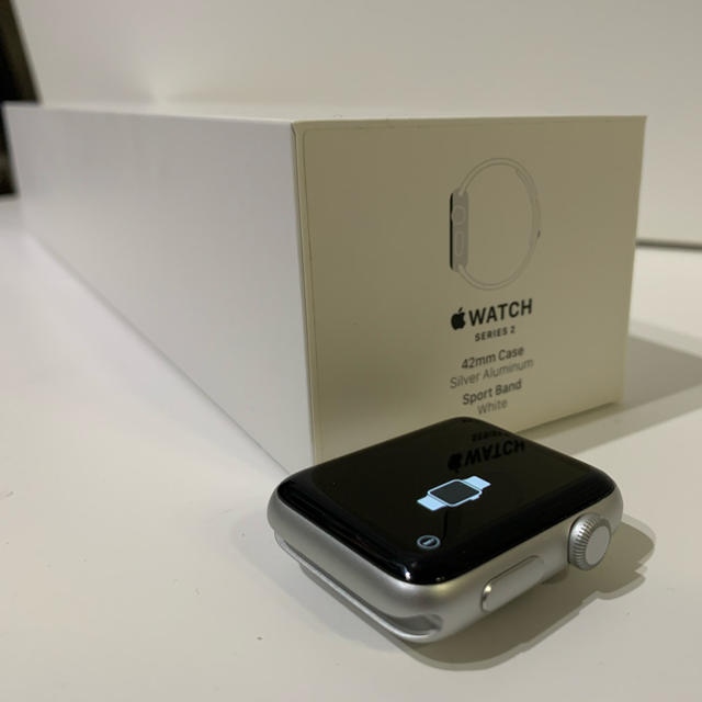 Apple(アップル)の【美品】【値下げ対応可】apple watch series2 42mm スマホ/家電/カメラのスマホ/家電/カメラ その他(その他)の商品写真