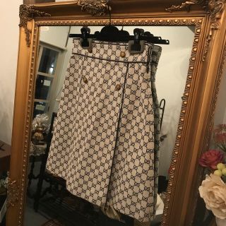 グッチ(Gucci)のおとは様専用ページ(ひざ丈スカート)