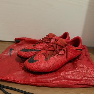 ナイキ(NIKE)のハイパーヴェノム(サッカー)