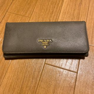 プラダ(PRADA)の【早い者勝ち！確実正規品！最終値下げ！】PRADA 長財布(長財布)