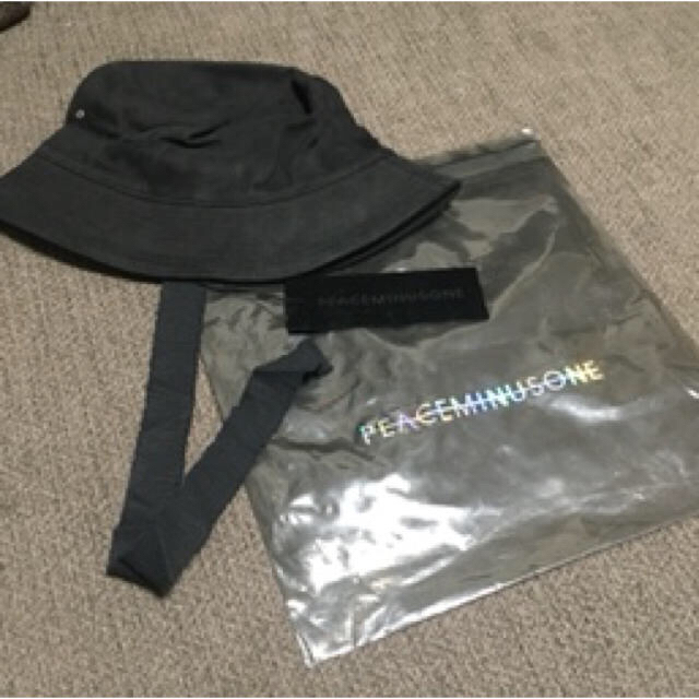 peaceminusone 初期バケットハット 黒 peaceminusone 初期バケットハット 黒