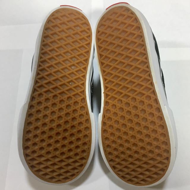 VANS(ヴァンズ)のバンズ スニーカー 13.5 キッズ/ベビー/マタニティのベビー靴/シューズ(~14cm)(スリッポン)の商品写真