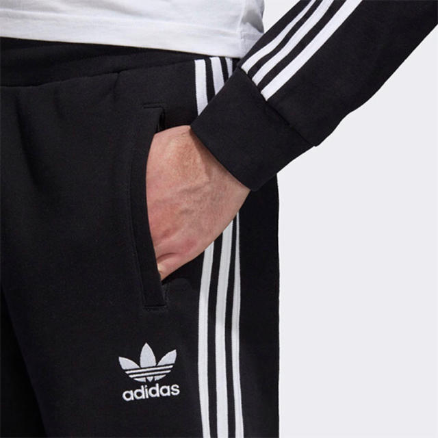 adidas(アディダス)のadidas トラックパンツ adidas アディダスオリジナルス 3ライン メンズのパンツ(ワークパンツ/カーゴパンツ)の商品写真