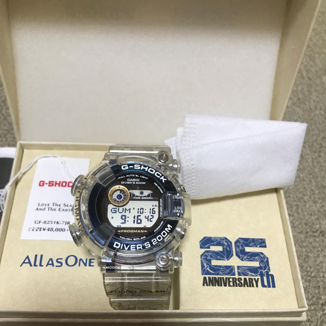 G-SHOCK(ジーショック)の G-SHOCK CASIO 2019年イルカクジラ限定　美品 メンズの時計(腕時計(デジタル))の商品写真