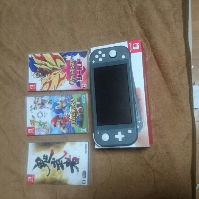 ついに再販開始 ニンテンドースイッチlite Switch Nintendo ソフト３本セット シールド ポケモン 携帯用ゲーム機本体 Desplans Com