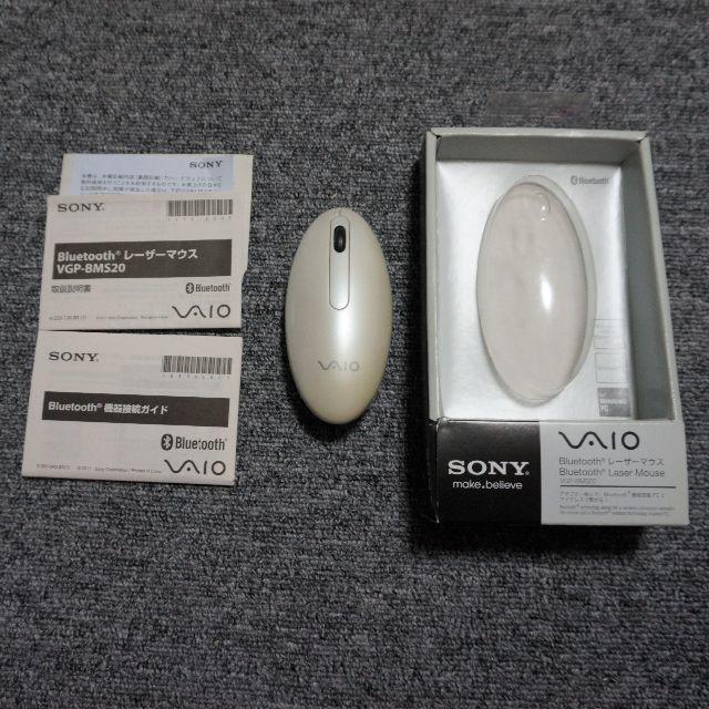 SONY(ソニー)のSONY Bluetooth レーザーマウス VGP-BMS20/W（故障品） スマホ/家電/カメラのPC/タブレット(PC周辺機器)の商品写真