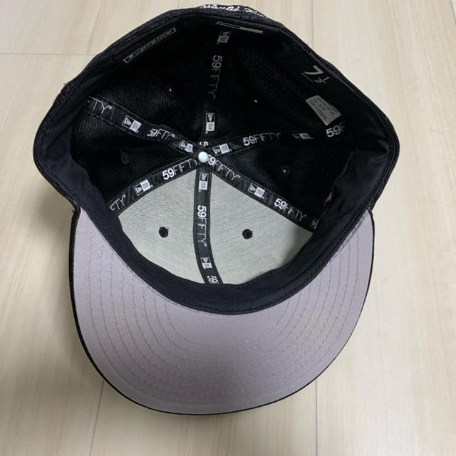 Supreme(シュプリーム)のSupreme Dazzle Box Logo NewEra 16SS 1/2 メンズの帽子(キャップ)の商品写真