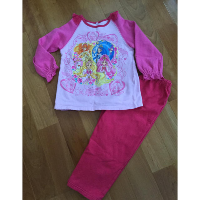 BANDAI(バンダイ)のタッタ様専用　プリンセスプリキュアのパジャマ キッズ/ベビー/マタニティのキッズ服女の子用(90cm~)(パジャマ)の商品写真