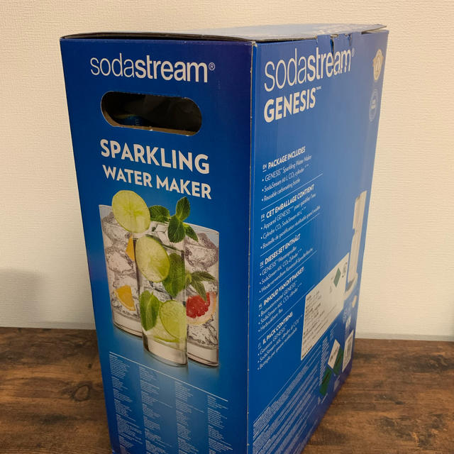 新品　未使用　sodastream GENESIS インテリア/住まい/日用品のキッチン/食器(調理道具/製菓道具)の商品写真