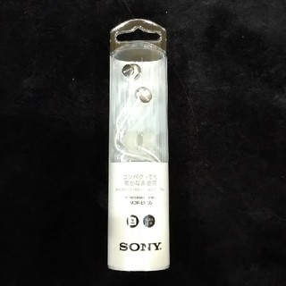 ソニー(SONY)のSONY 　MDR-EX155 (W) [ホワイト]　新品イヤホン(その他)