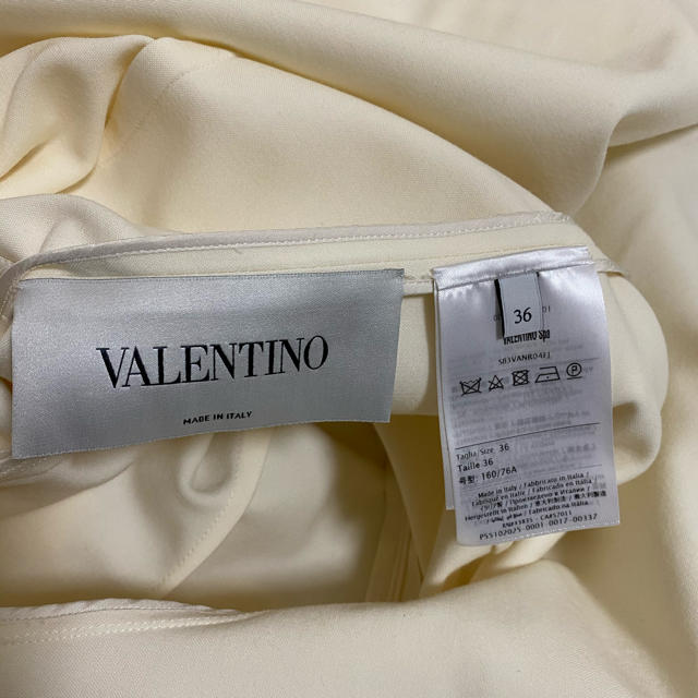 VALENTINO(ヴァレンティノ)の【VALENTINO】19AW ダブルコンフォート クレープ リボンドレス レディースのワンピース(ひざ丈ワンピース)の商品写真