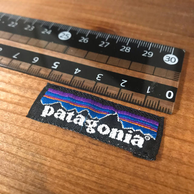 patagonia(パタゴニア)のパタゴニア   Patagonia タグ ワッペン　正規品 ハンドメイドの素材/材料(各種パーツ)の商品写真