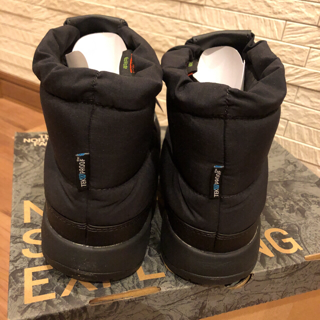 THE NORTH FACE(ザノースフェイス)のノースフェイス ヌプシブーティーウォータープルーフVIIショート23.0 レディースの靴/シューズ(ブーツ)の商品写真