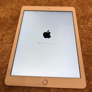 アイパッド(iPad)のipad 2018（第6世代）32GB 美品ジャンク！(タブレット)