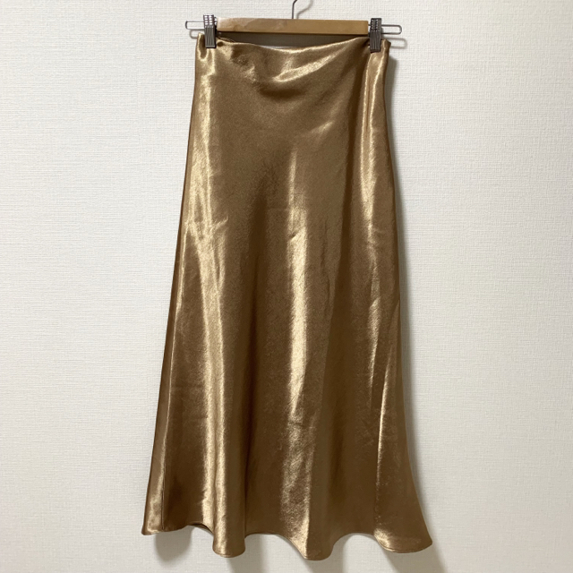 EDIT.FOR LULU(エディットフォールル)のnugu …bisou…radiance satin skirt 🐼♥︎〜２月 レディースのスカート(ロングスカート)の商品写真