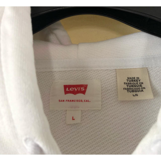 Levi's(リーバイス)のリーバイス　白パーカー メンズのトップス(パーカー)の商品写真