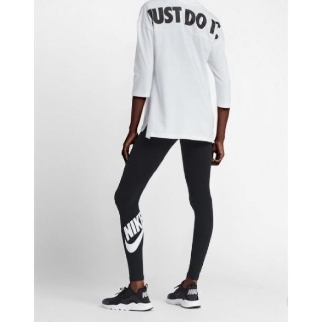 NIKE(ナイキ)の【Julia 様】【新品】NIKE W LEGACY LOGO LEGGINGS レディースのレッグウェア(レギンス/スパッツ)の商品写真