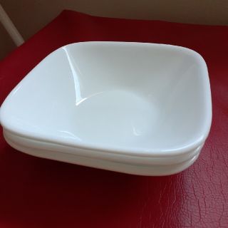 コレール(CORELLE)のコレール　角皿３枚セット！(食器)