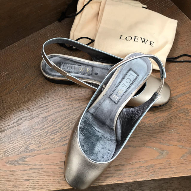 LOEWE(ロエベ)のLOEWE サンダルゴールド レディースの靴/シューズ(サンダル)の商品写真