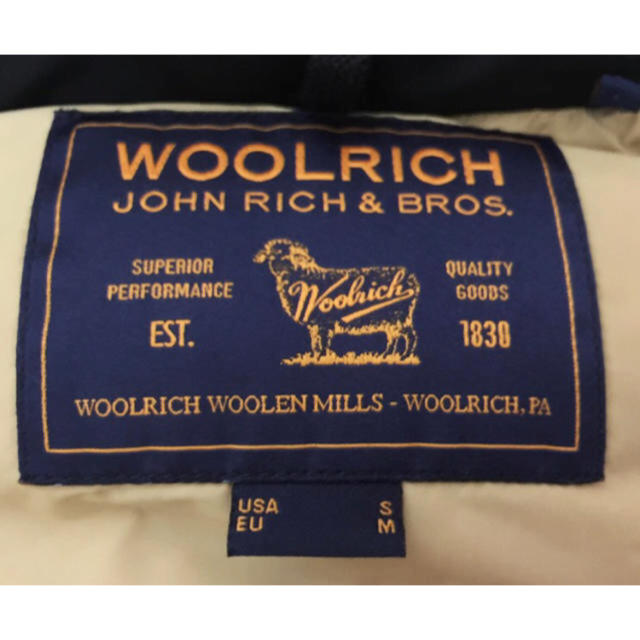 WOOLRICH(ウールリッチ)の超美品 ウールリッチ ニューアークティックパーカー M 黒 ダウン カナダグース メンズのジャケット/アウター(ダウンジャケット)の商品写真