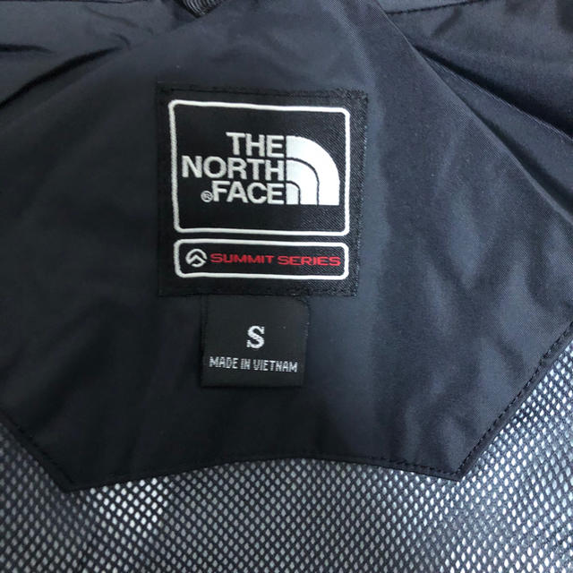 THE NORTH FACE(ザノースフェイス)の※売り切り価格　ノースフェイス　マウンテンパーカー　ゴアテックス　Sサイズ メンズのジャケット/アウター(マウンテンパーカー)の商品写真