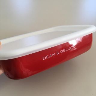 ディーンアンドデルーカ(DEAN & DELUCA)のDEAN & DELUCA ホリデー限定 ホーローコンテナ(弁当用品)