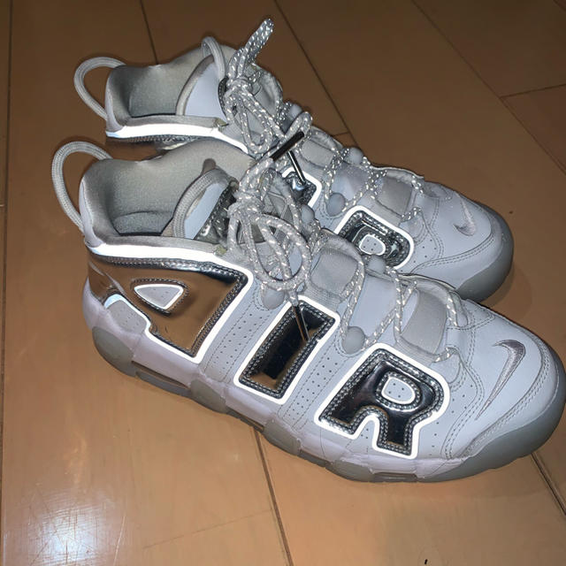 NIKE(ナイキ)の「きらら様専用」NIKE AIR MORE UPTEMPO メンズの靴/シューズ(スニーカー)の商品写真