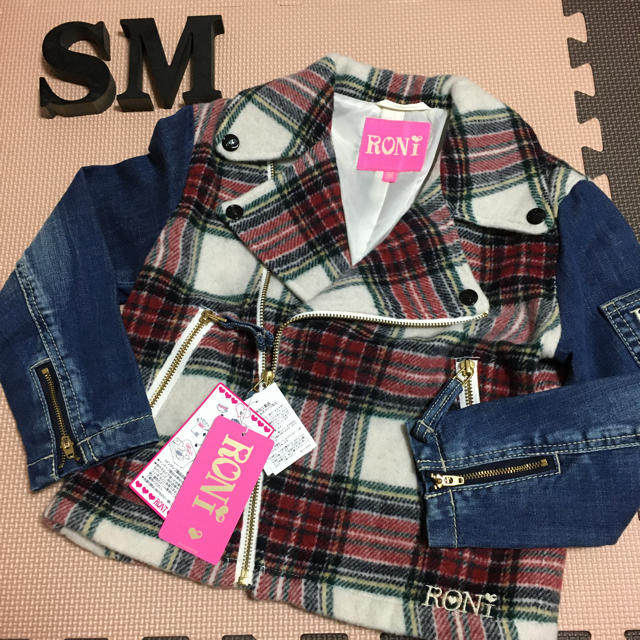 RONI(ロニィ)の🌸新品タグ付き🌸RONI🌸チェックジャケット🌸SM キッズ/ベビー/マタニティのキッズ服女の子用(90cm~)(ジャケット/上着)の商品写真